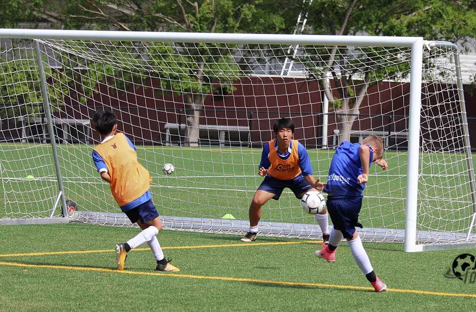 How to become a smart football player